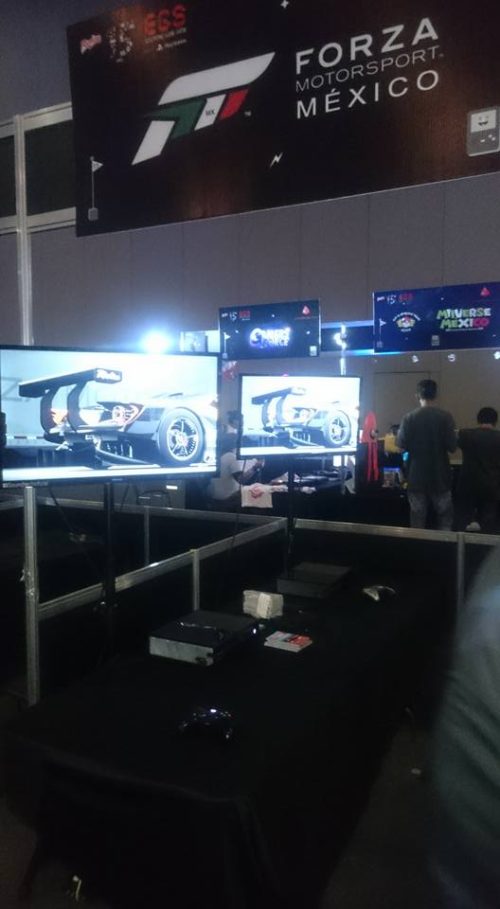 Stand de Forza Motorsport México en Electronic Game Show 2016.